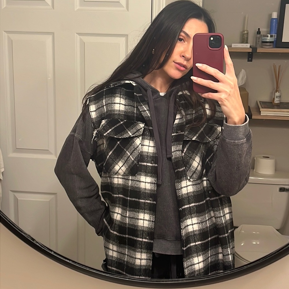 H&M Oversized plaid button down vest